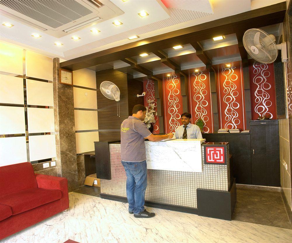 Hotel Suncourt Corporate Neu-Delhi Interior foto